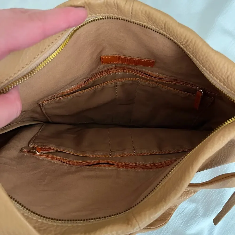 Hobo slouchy leather shoulder bag
